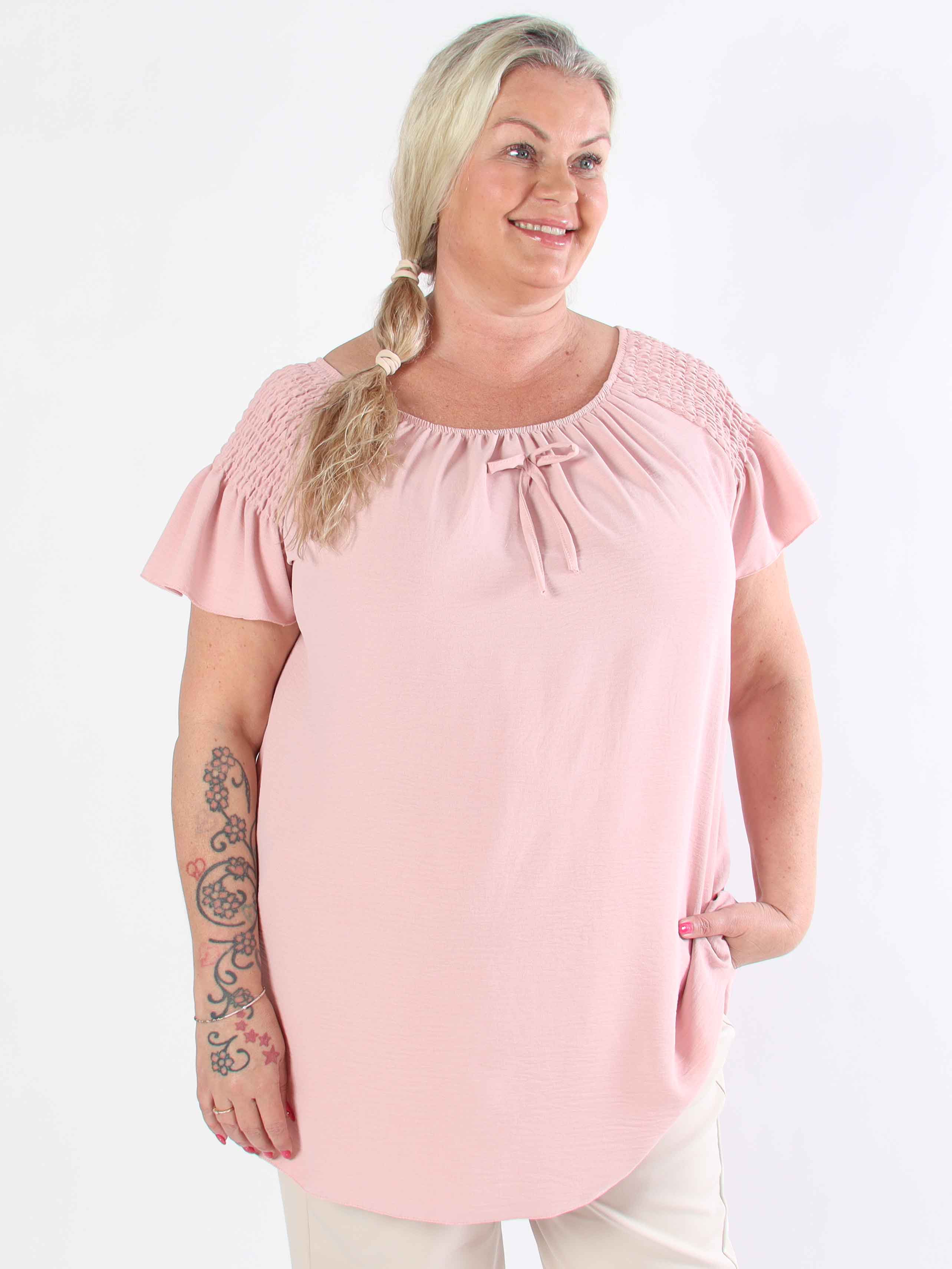 Esther - Plus size tunika med flæseærmer og elastik i udskæringen